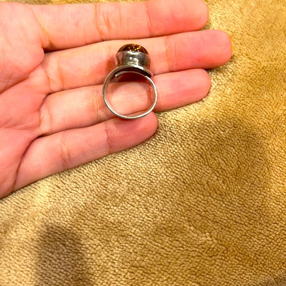 Orange Baltic Amber and Sterling Silver Ring - Picture 9 of 10